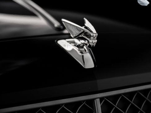 Used 2024 Bentley Flying Spur W12 image 13