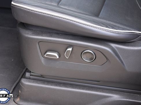 Used 2021 Cadillac Escalade ESV Premium Luxury w/ LPO, Illumination Package image 37