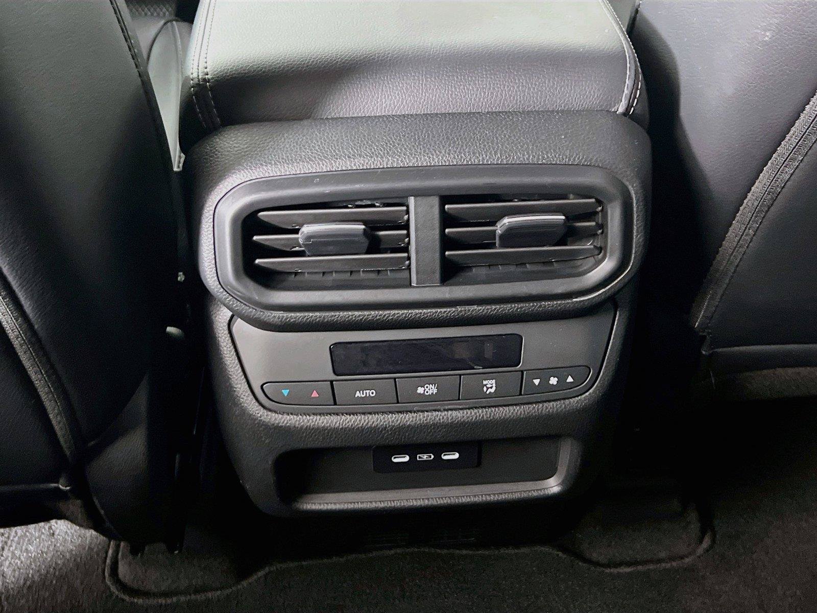 Used 2024 Honda Pilot EX-L image 22