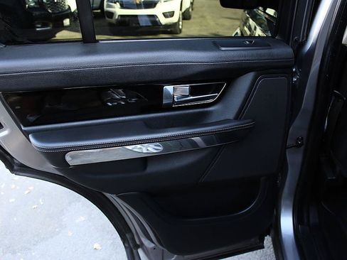 Used 2013 Land Rover Range Rover Sport HSE AWD/4WD image 10