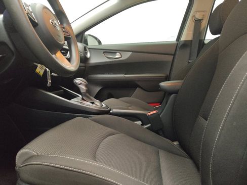 Used 2020 Kia Forte Sedan FWD image 17