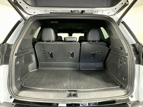 Used 2024 GMC Acadia Denali w/ Super Cruise Package AWD/4WD image 22