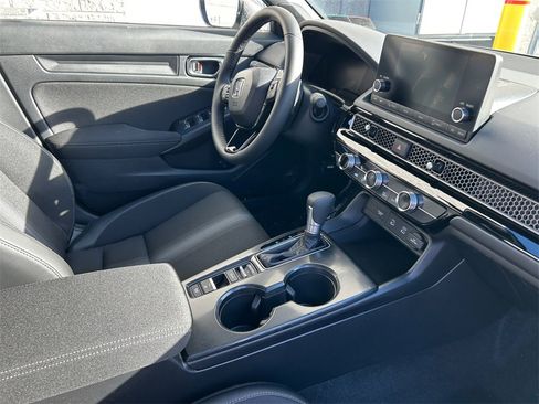 New 2026 Honda Civic Sport image 18