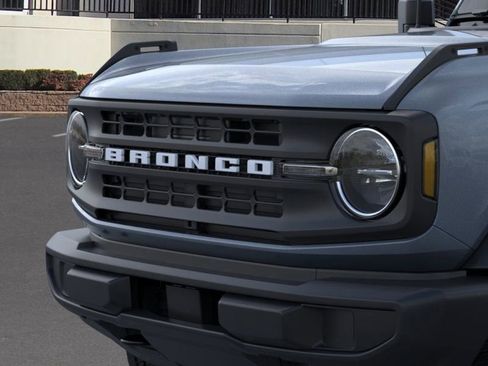 New 2025 Ford Bronco Base image 19