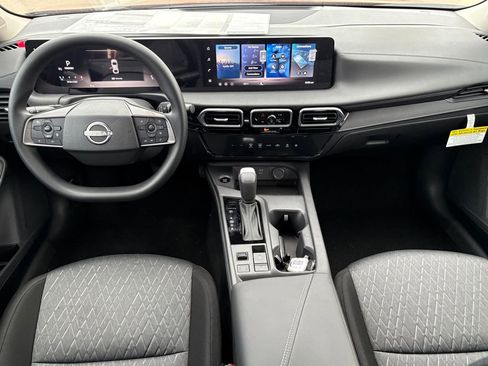 New 2026 Nissan Sentra SV image 10