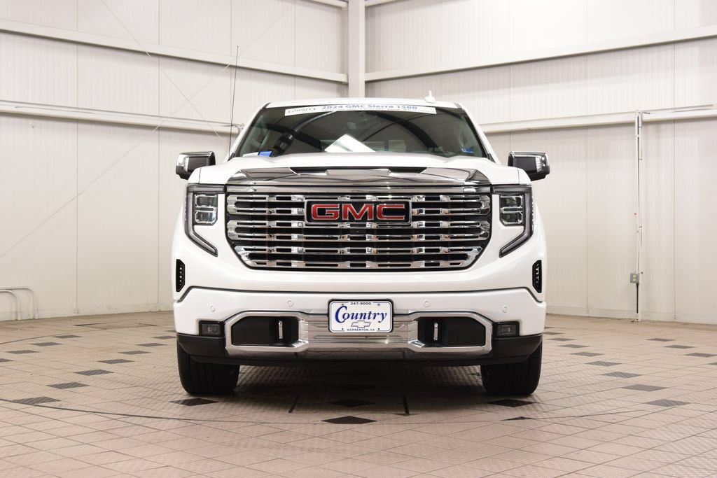Used 2024 GMC Sierra 1500 Denali w/ Denali Reserve Package AWD/4WD image 2