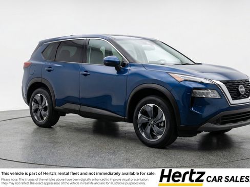 Used 2025 Nissan Rogue SV FWD image 1