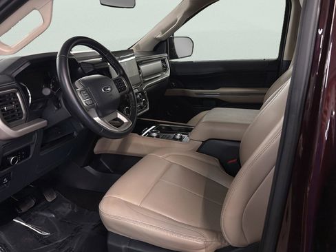 Certified 2023 Ford Expedition XLT AWD/4WD image 10