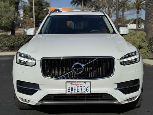 Used 2018 Volvo XC90 T6 Momentum w/ Convenience Package image 18