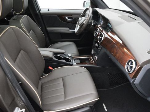 Used 2014 Mercedes-Benz GLK 250 BlueTEC 4MATIC image 16