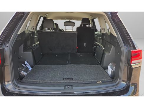 Used 2022 Volkswagen Atlas SE FWD image 12