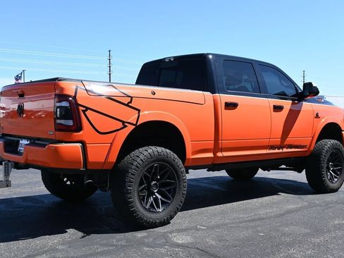 Used 2022 RAM 2500 Limited AWD/4WD image 3