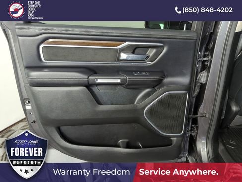 Used 2022 RAM 1500 Laramie AWD/4WD image 27