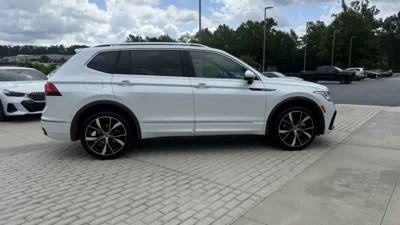 Used 2022 Volkswagen Tiguan SEL R-Line AWD/4WD image 7