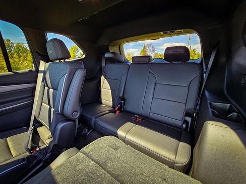 New 2026 Buick Enclave Sport Touring w/ Power Package image 37