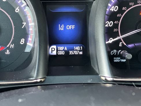 Used 2017 Toyota Avalon Limited w/ All Weather Liner Package image 25