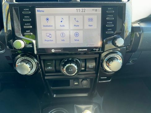 Used 2024 Toyota 4Runner TRD Off-Road Premium image 15