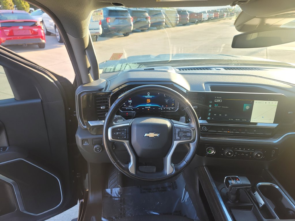 Used 2023 Chevrolet Silverado 1500 LT RWD image 17