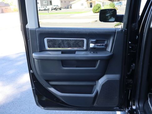 Used 2012 RAM 1500 Laramie Limited AWD/4WD image 24