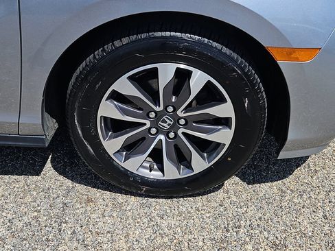 Certified 2023 Honda Odyssey EX-L image 10