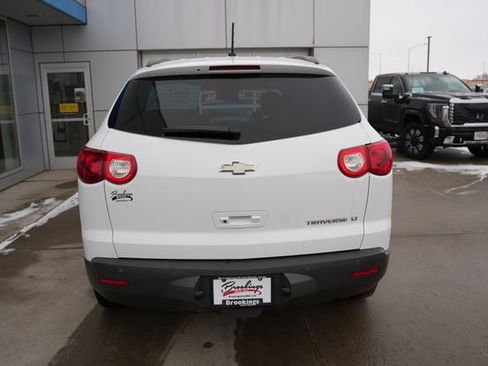 Used 2010 Chevrolet Traverse LT w/ Personal Connectivity Package image 38