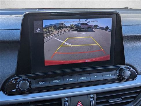 Used 2023 Kia Forte LXS w/ LXS Technology Package image 13