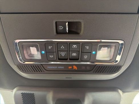 Used 2023 Ford F150 Lariat w/ Equipment Group 502A High image 48