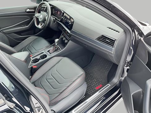 Used 2021 Volkswagen Jetta GLI image 10