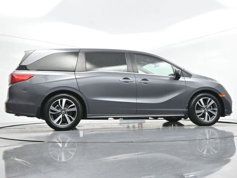 Used 2023 Honda Odyssey Touring image 61