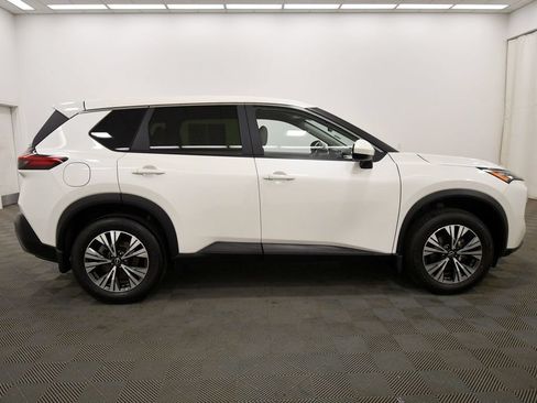 Used 2023 Nissan Rogue SV AWD/4WD image 9