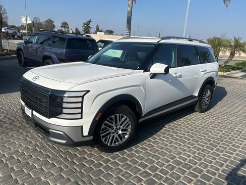 New 2026 Hyundai Palisade SEL image 2