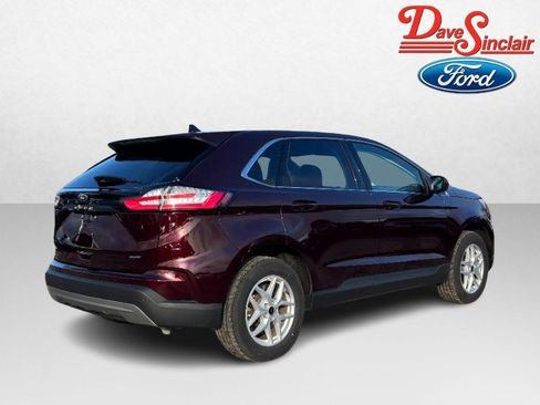 Used 2024 Ford Edge SEL w/ Convenience Package image 7