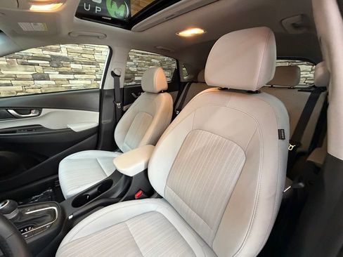 Used 2023 Hyundai Kona SEL w/ Convenience Package image 12