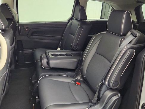 Used 2026 Honda Odyssey Elite image 22