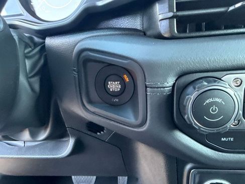 New 2026 Jeep Wrangler Unlimited Rubicon 392 w/ Quick Order Package 27X Moab AWD/4WD image 15