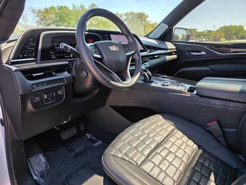 Used 2021 Cadillac Escalade Sport Platinum image 26
