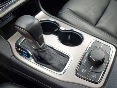 Certified 2021 Jeep Grand Cherokee Limited w/ Quick Order Package 28K 80th AWD/4WD image 19