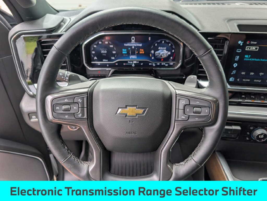 Used 2025 Chevrolet Silverado 1500 High Country w/ Technology Package AWD/4WD image 15