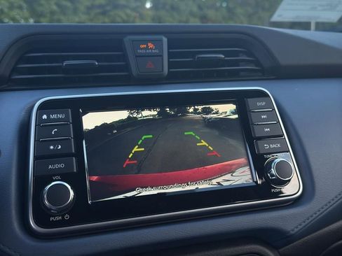 New 2025 Nissan Versa SV image 24