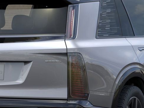 New 2026 Cadillac Vistiq Premium Luxury AWD/4WD image 11