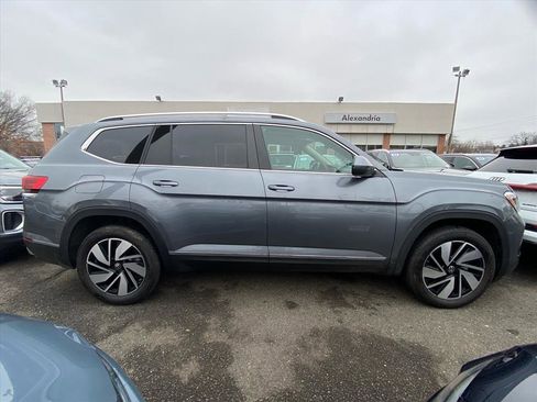Certified 2024 Volkswagen Atlas SEL image 2