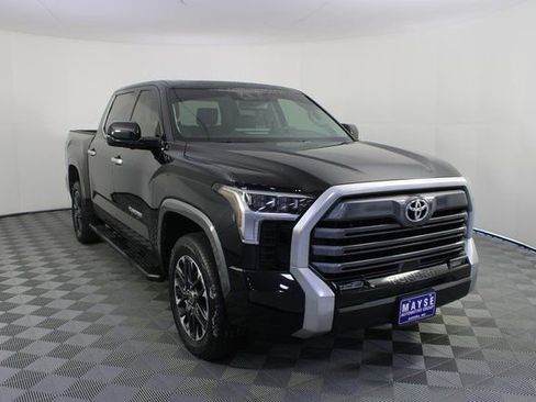 Used 2024 Toyota Tundra Limited image 28