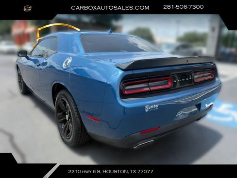 Used 2023 Dodge Challenger SXT RWD image 3