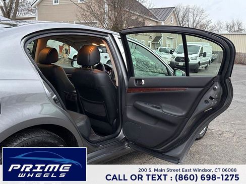 Used 2011 INFINITI G37 x Sedan w/ Premium Pkg image 14