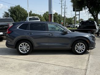 Used 2025 Honda CR-V EX video 3
