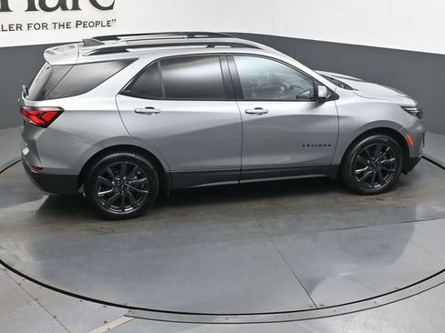 Used 2023 Chevrolet Equinox RS w/ RS Leather Package FWD image 41