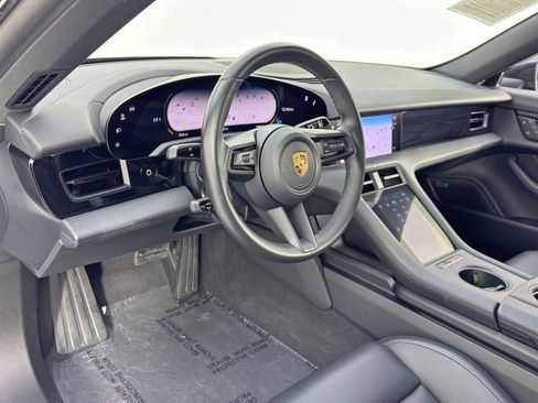 Used 2024 Porsche Taycan image 14