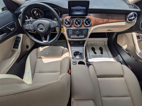 Certified 2018 Mercedes-Benz GLA 250 image 14