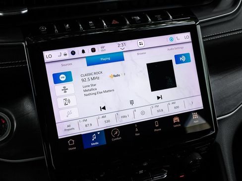 Used 2022 Jeep Grand Cherokee L Limited RWD image 39