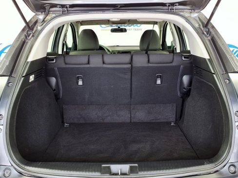 Used 2016 Honda HR-V LX image 10